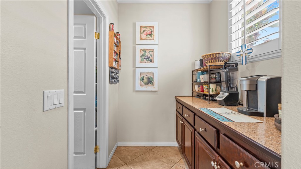 12404 N Green Tree Drive Property Photo 14