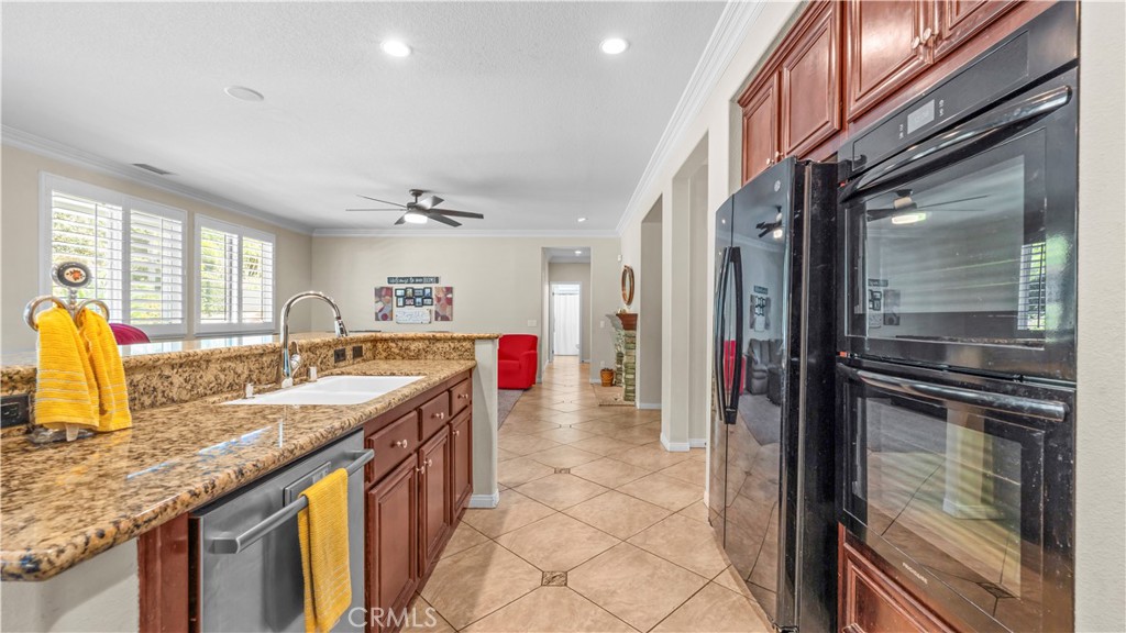 12404 N Green Tree Drive Property Photo 15