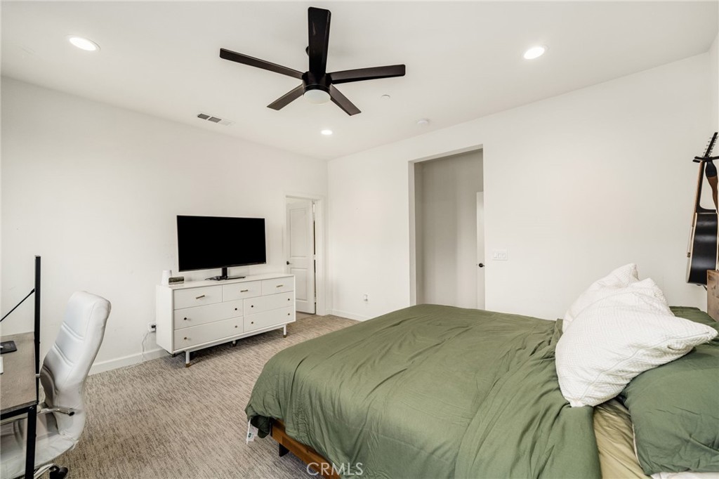 3880 S Oasis Paseo 21 Property Photo 16