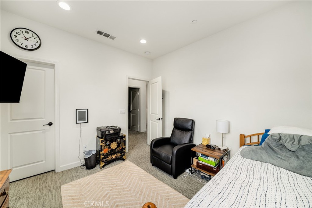 3880 S Oasis Paseo 21 Property Photo 25