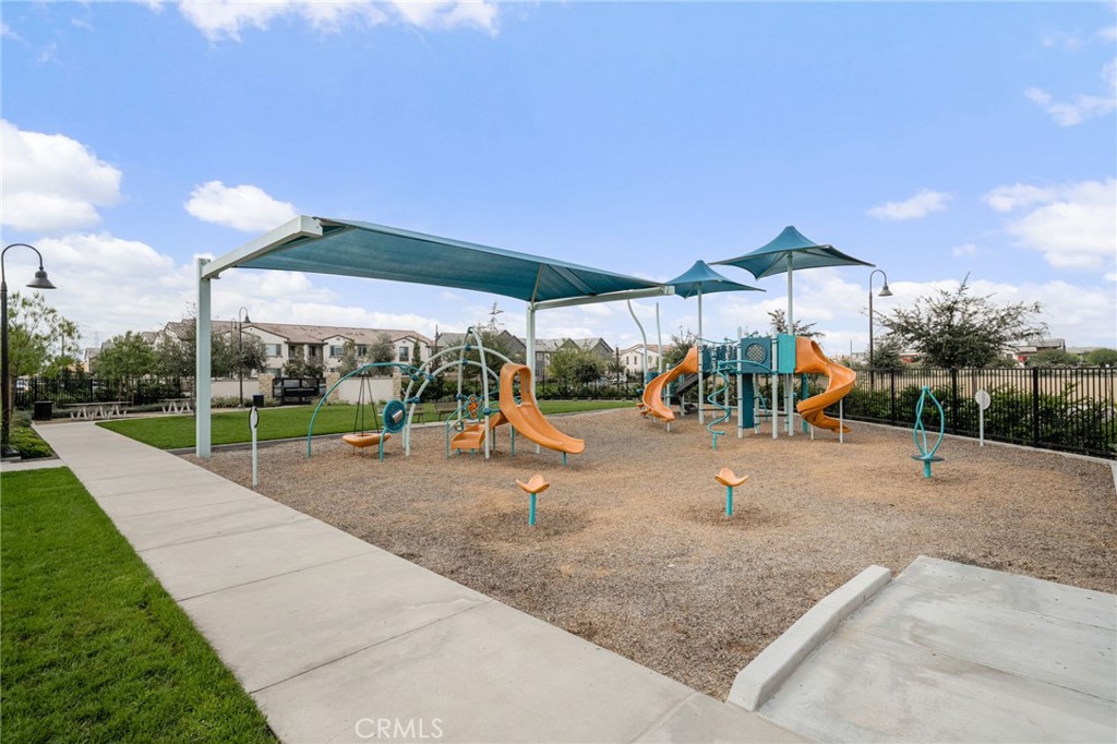 3880 S Oasis Paseo 21 Property Photo 37