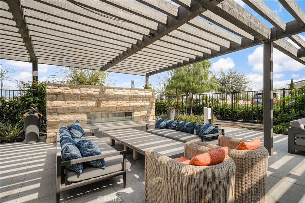 3880 S Oasis Paseo 21 Property Photo 40