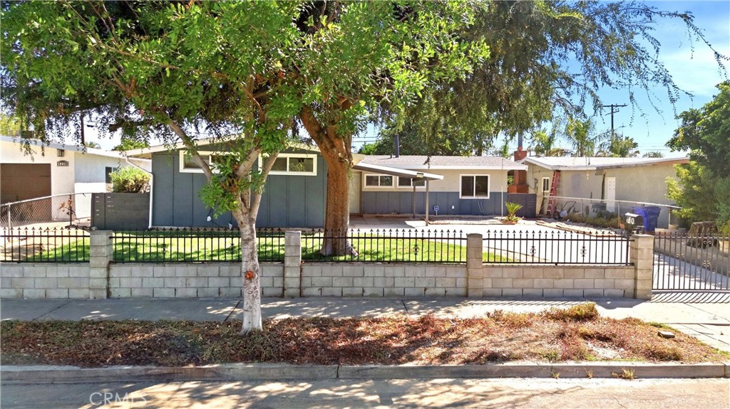 1210 Tejon Property Photo 1