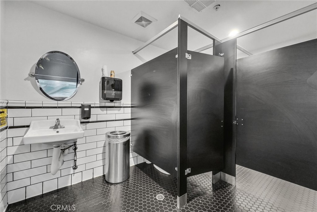 11400 Fourth 105 Property Photo 11