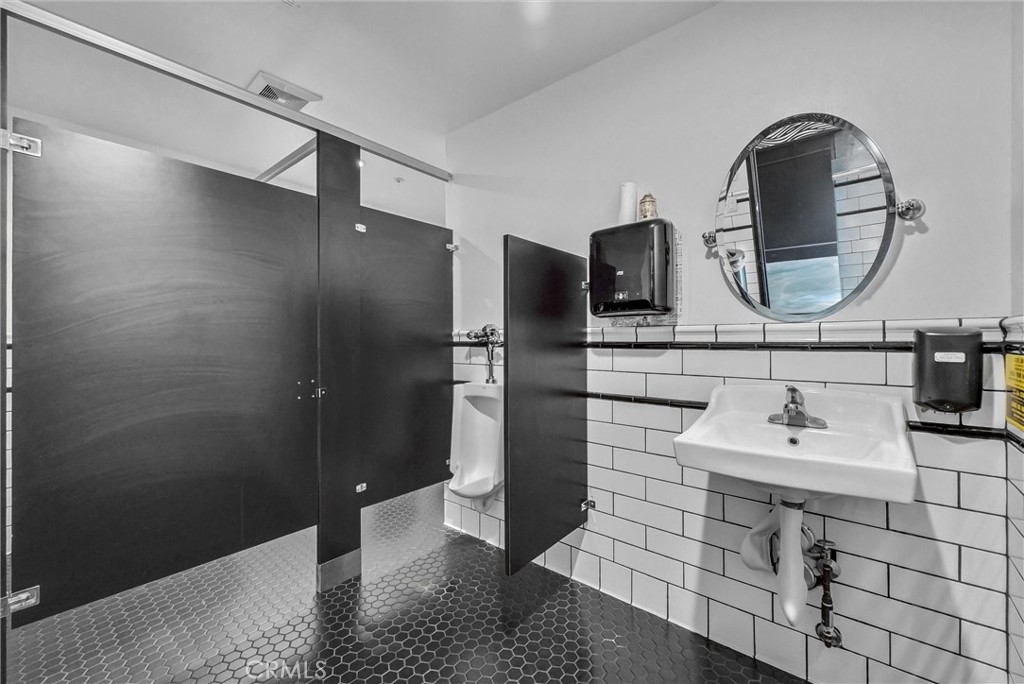 11400 Fourth 105 Property Photo 12