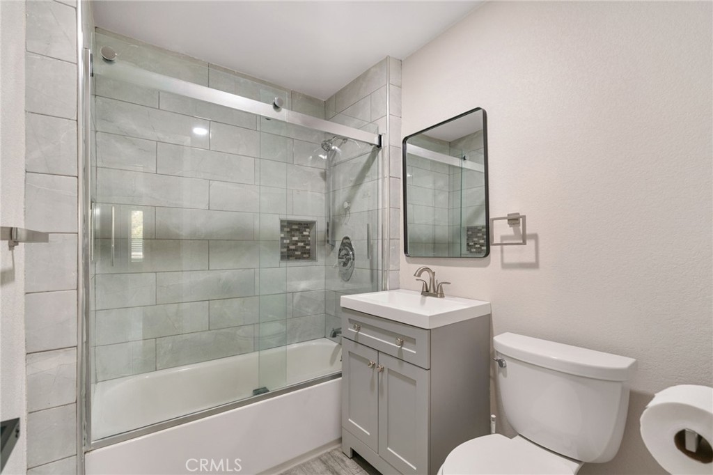 7420 Ivy Lane Property Photo 17