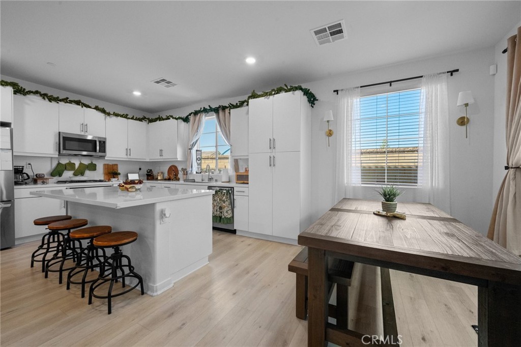 5142 Endive Property Photo 32