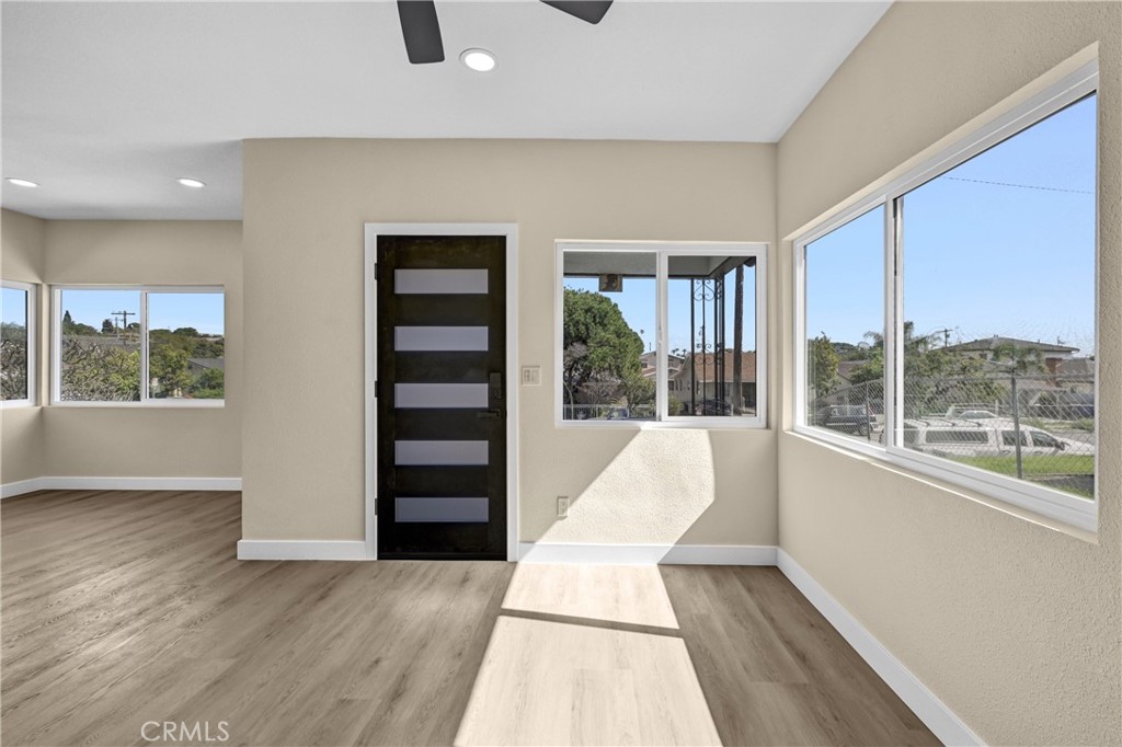 715 S Record Property Photo 3