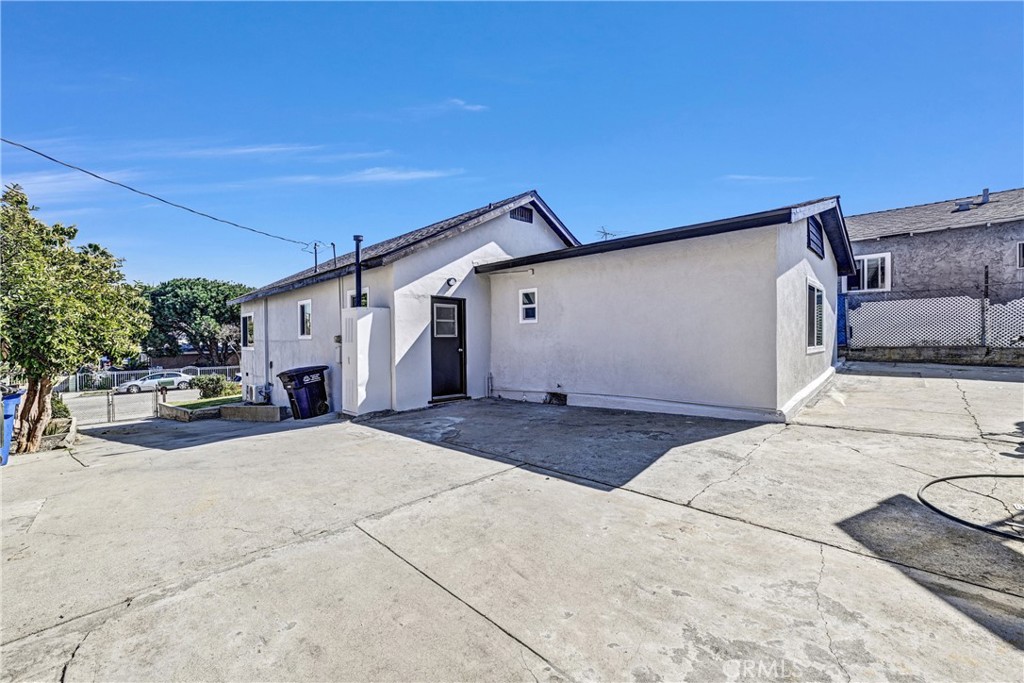 715 S Record Property Photo 17
