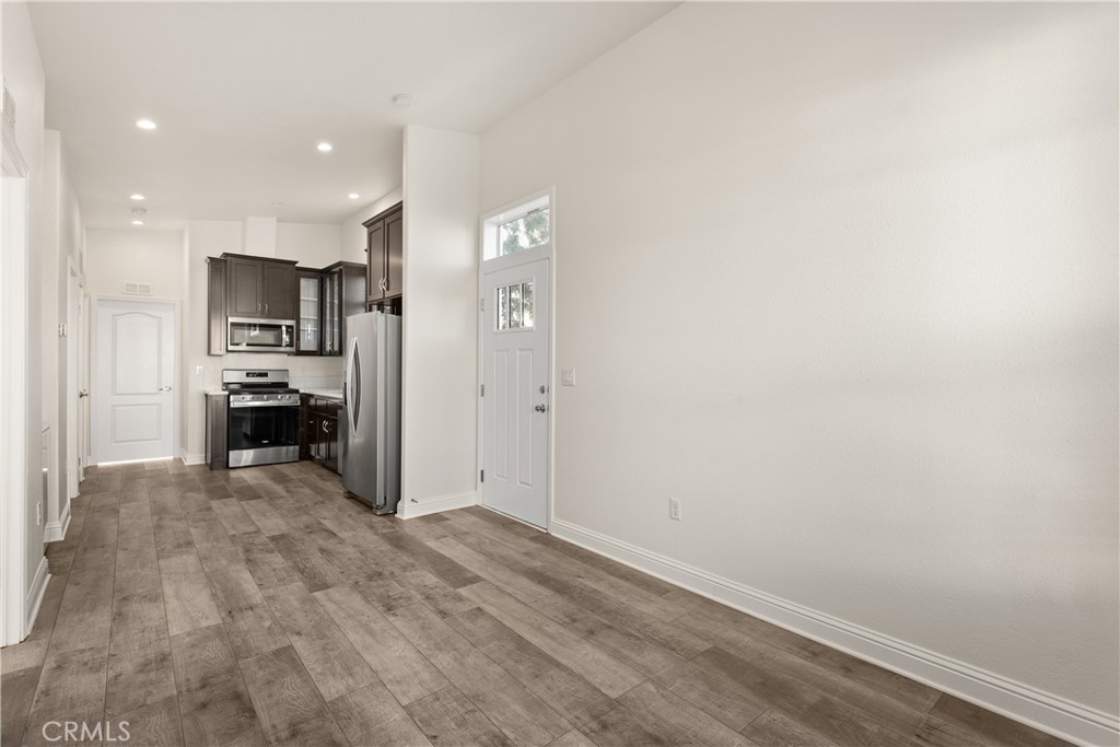 8250 Lankershim Boulevard Space 109 Property Photo 5