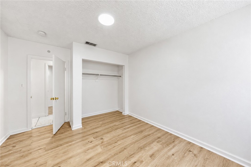9614 Graham Ave Property Photo 32