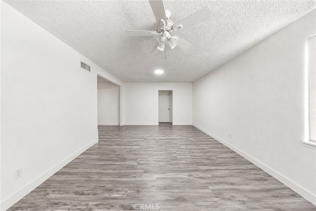 9614 Graham Ave Property Photo 42