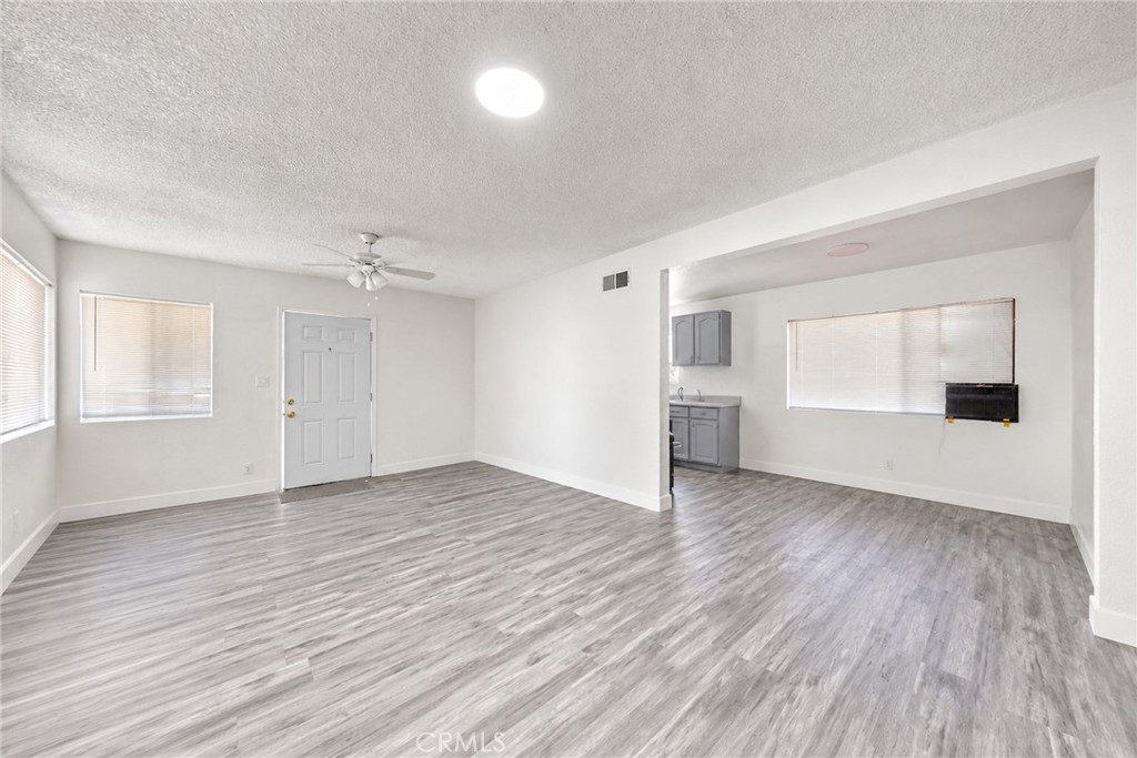 9614 Graham Ave Property Photo 44