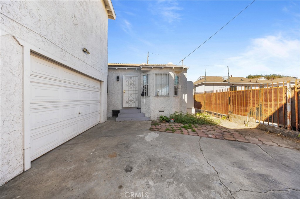 9614 Graham Ave Property Photo 48