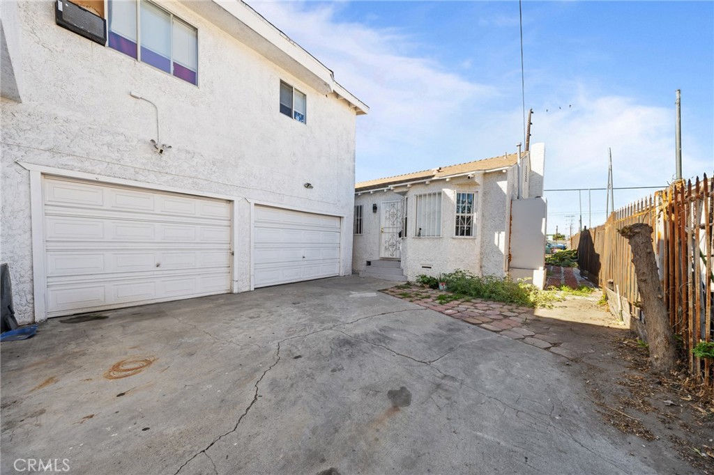 9614 Graham Ave Property Photo 50