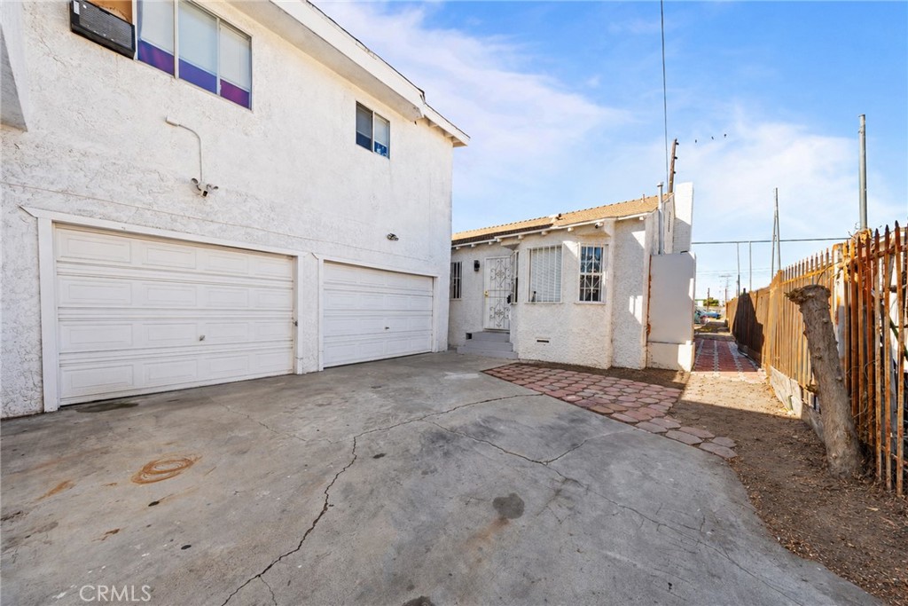 9614 Graham Ave Property Photo 48