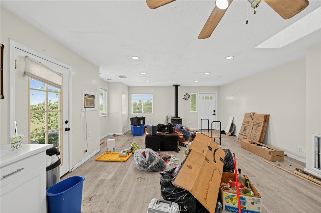 829 Hillside Drive Property Photo 12
