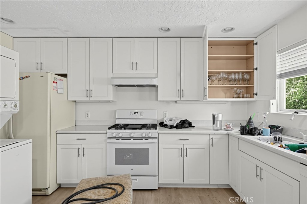 829 Hillside Drive Property Photo 19