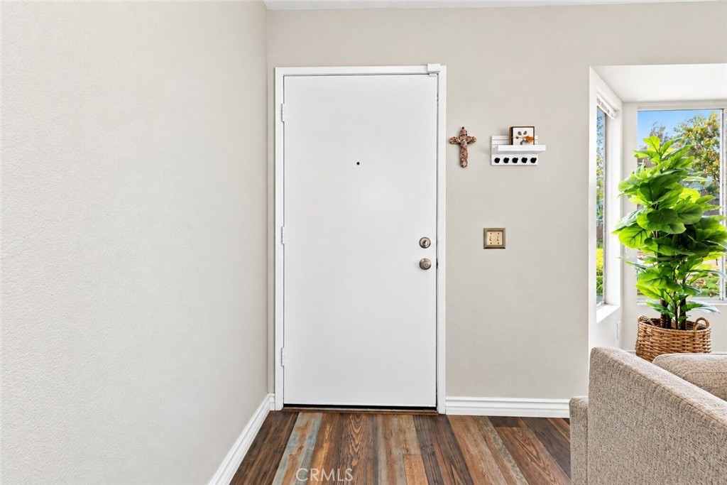 7181 Powell Place Property Photo 4
