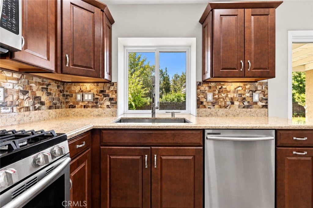 7181 Powell Place Property Photo 12