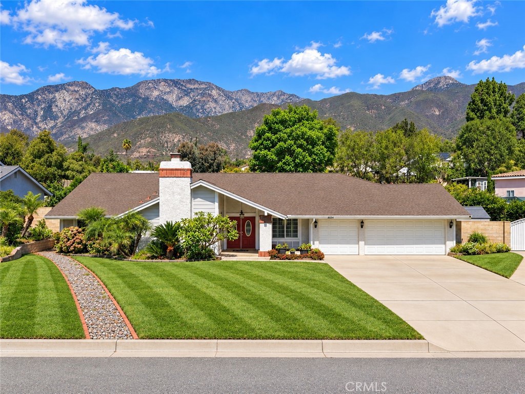 8554 Hillside Property Photo 1