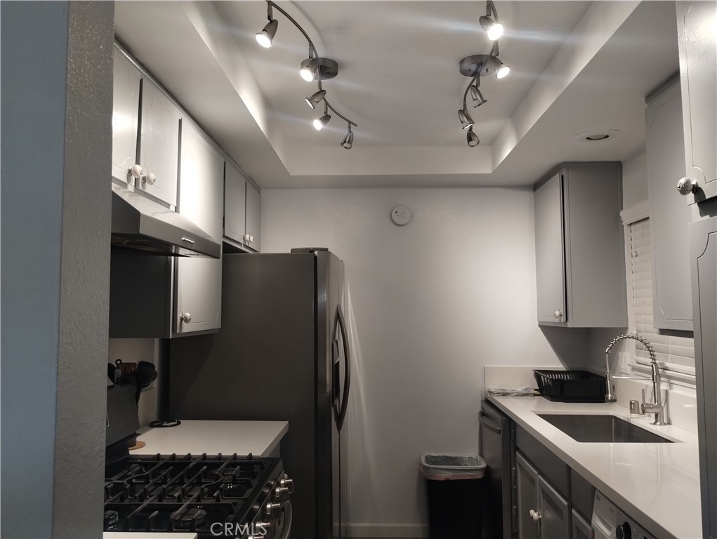 149 W 6th Property Photo 8