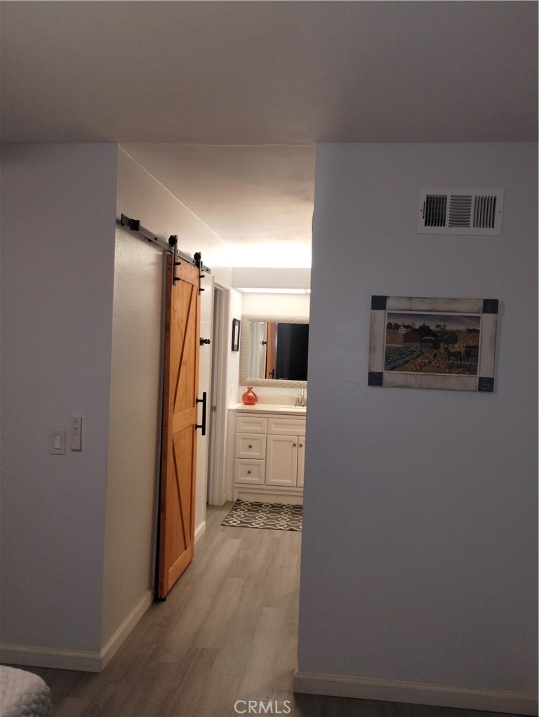 149 W 6th Property Photo 22