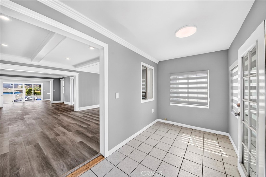 184 S Harvard Boulevard Property Photo 2