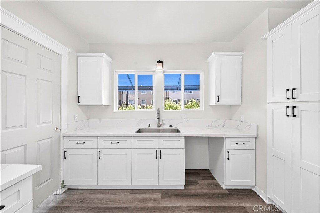 184 S Harvard Boulevard Property Photo 11