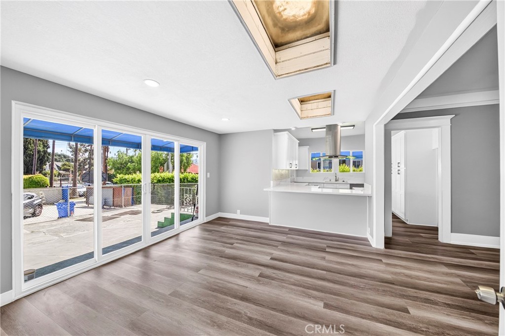 184 S Harvard Boulevard Property Photo 17