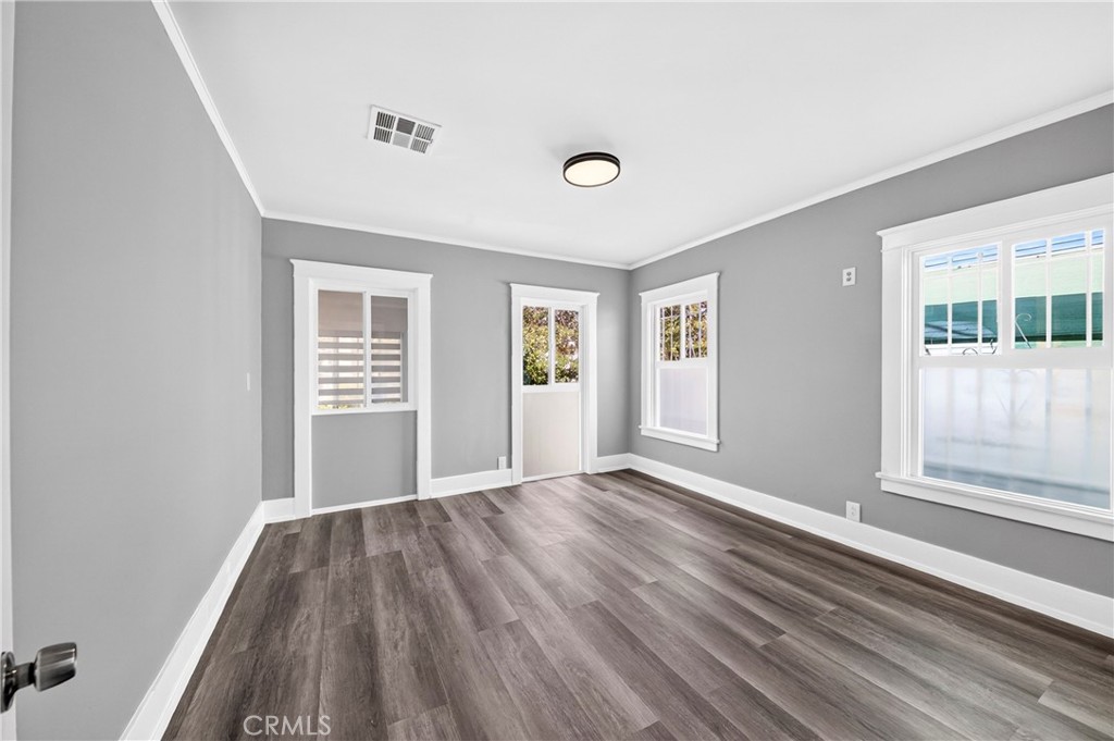 184 S Harvard Boulevard Property Photo 19