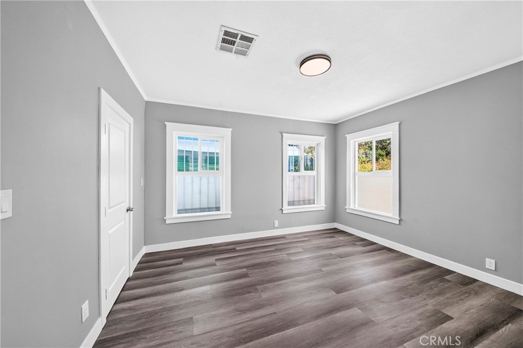184 S Harvard Boulevard Property Photo 25
