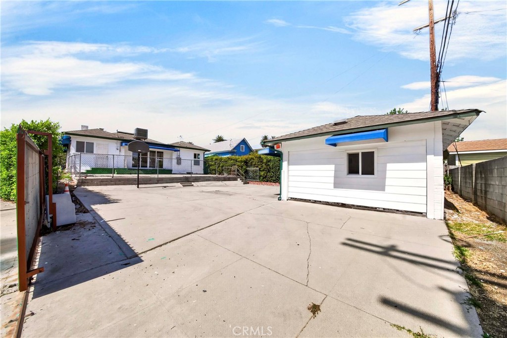 184 S Harvard Boulevard Property Photo 37