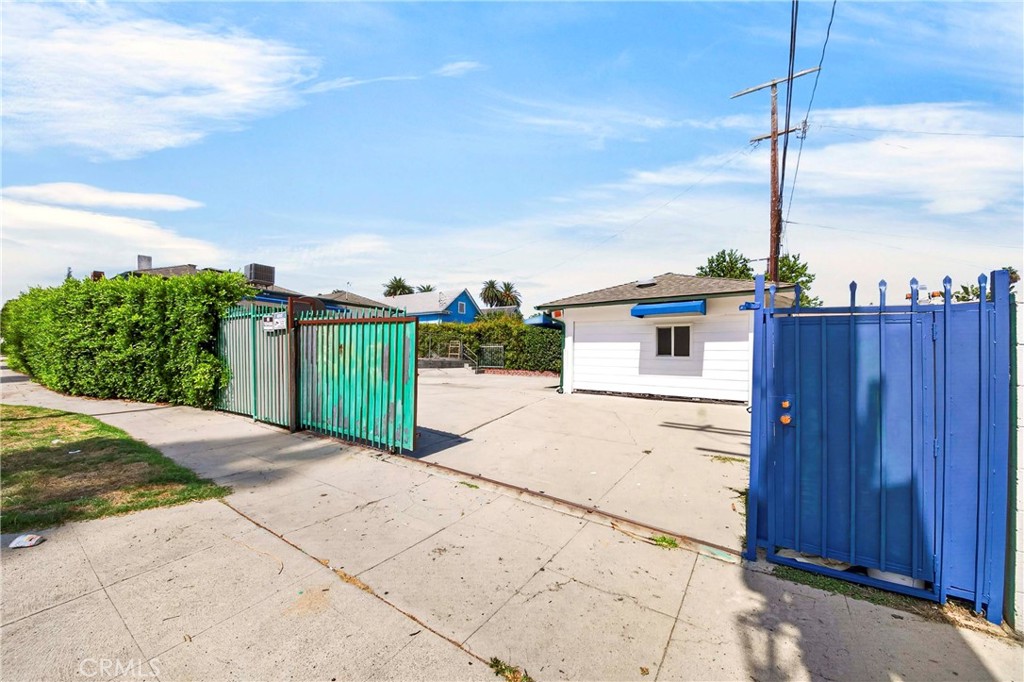 184 S Harvard Boulevard Property Photo 39