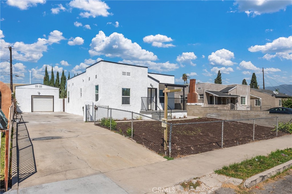 840 Valley View Drive Property Photo 4