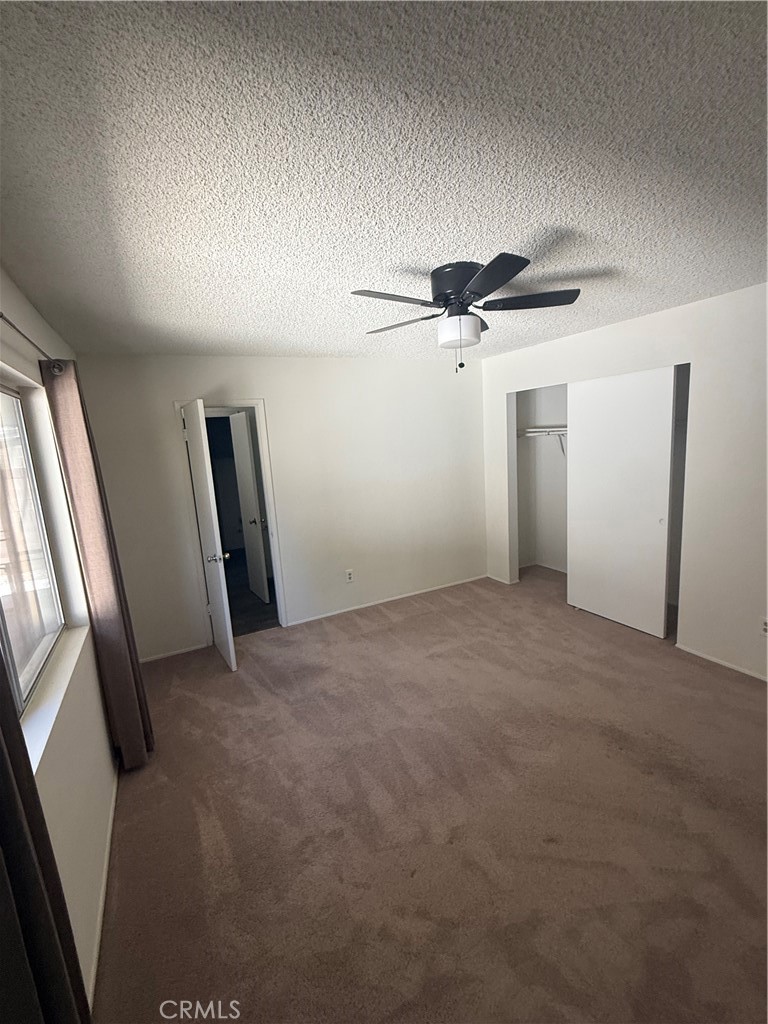 9260 Hemlock Property Photo 14