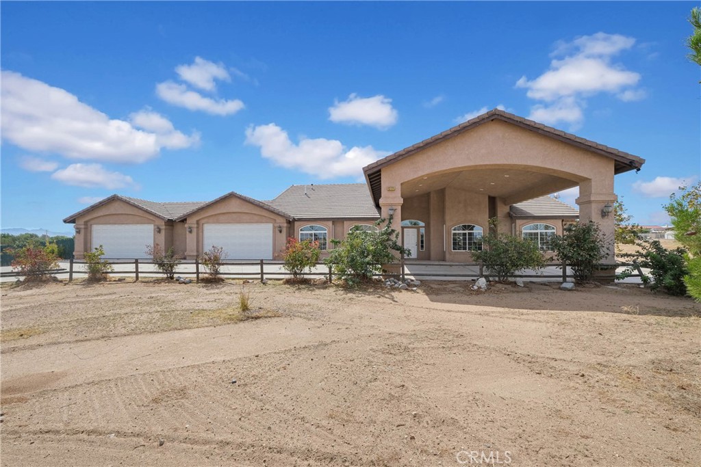 12771 Elm Property Photo 2