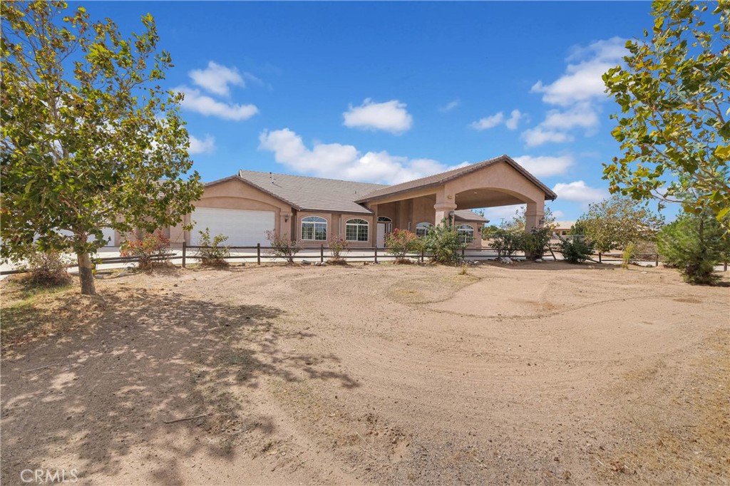12771 Elm Property Photo 5
