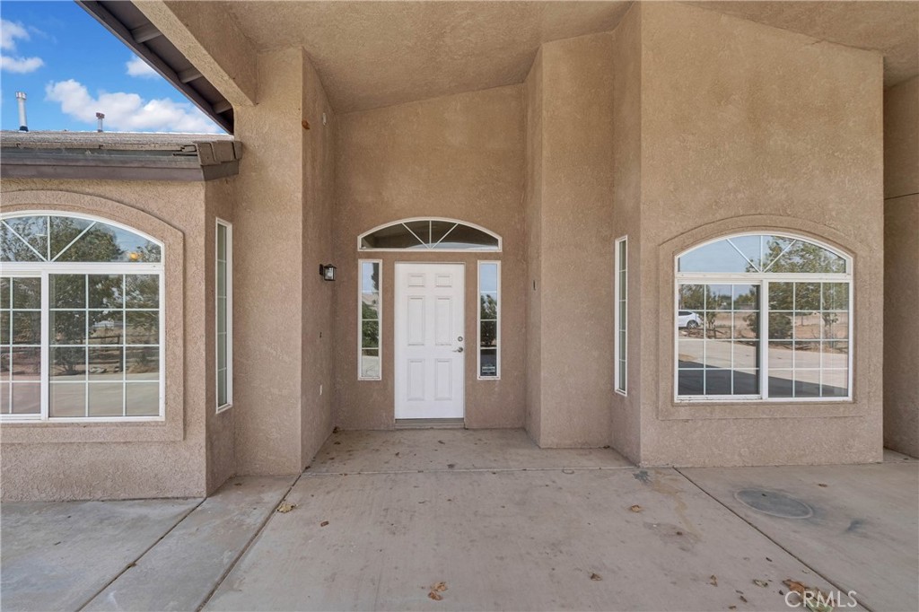 12771 Elm Property Photo 6