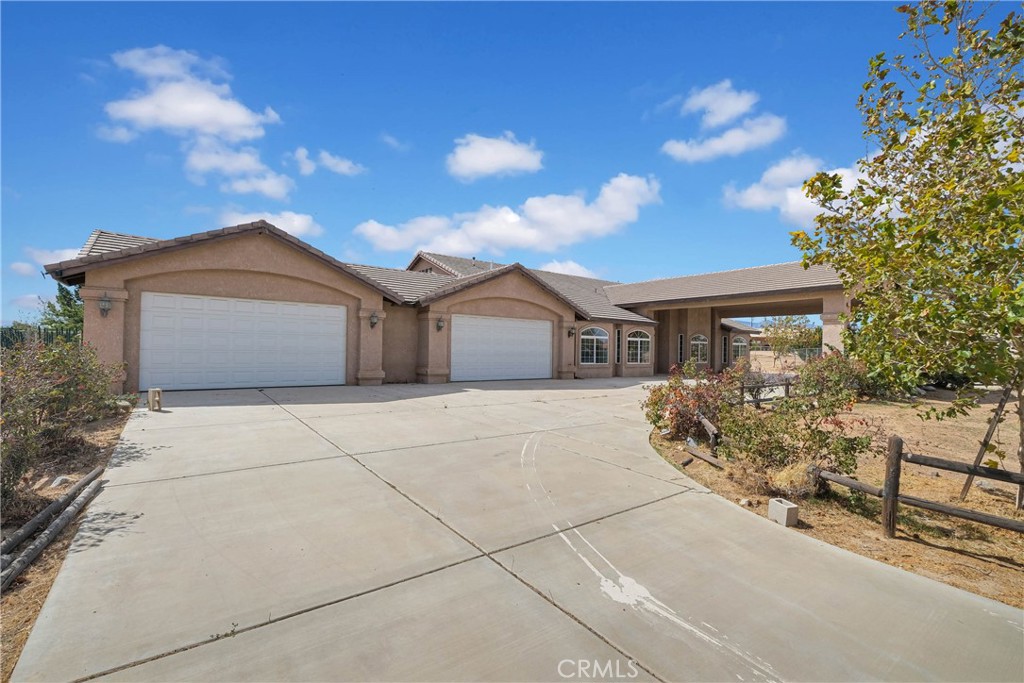 12771 Elm Property Photo 7