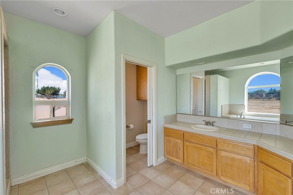 12771 Elm Property Photo 22