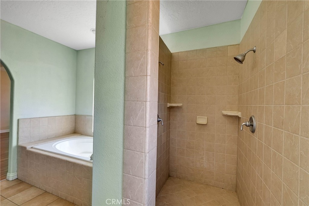 12771 Elm Property Photo 24