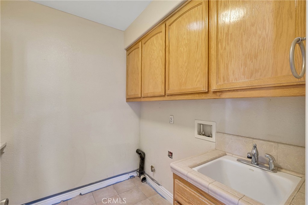 12771 Elm Property Photo 32