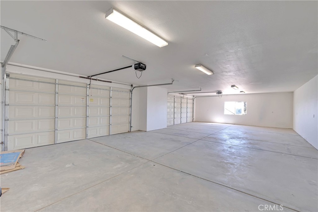 12771 Elm Property Photo 34