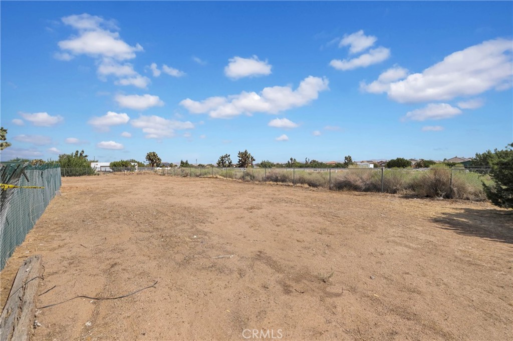12771 Elm Property Photo 45