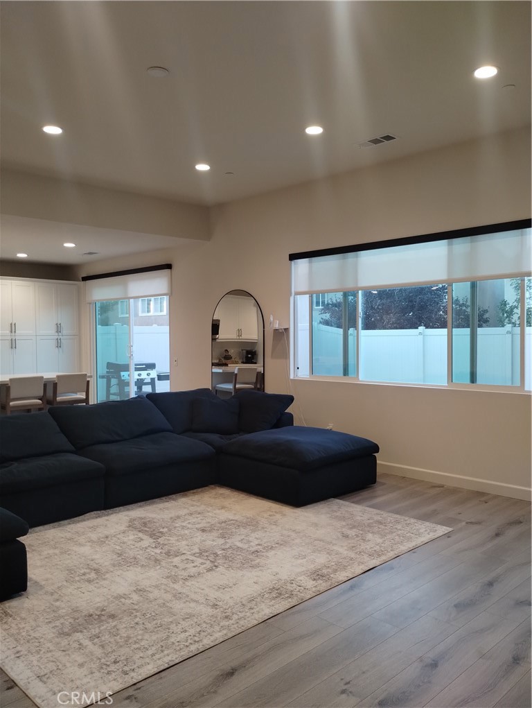 12960 Campbell Court Property Photo 8