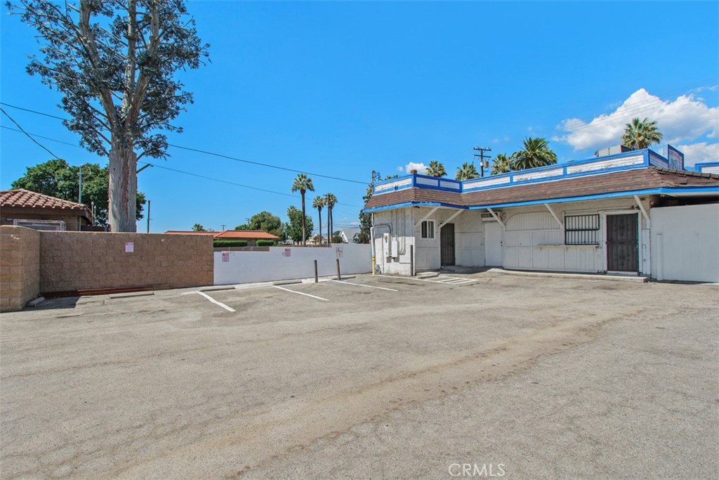 8008 Archibald Avenue Property Photo 6
