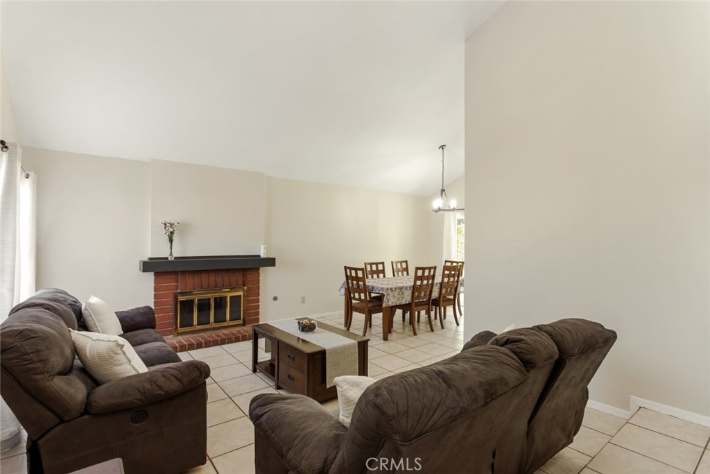 2703 S. Goldcrest Ave Avenue Property Photo 12
