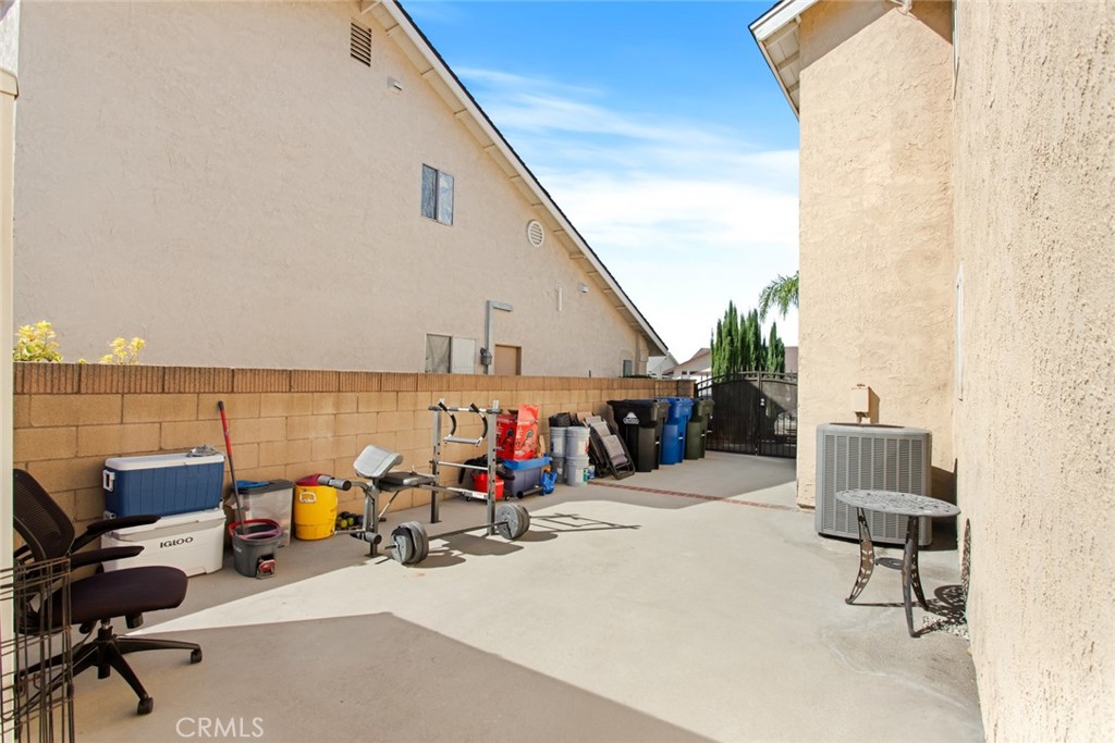 2703 S. Goldcrest Ave Avenue Property Photo 32