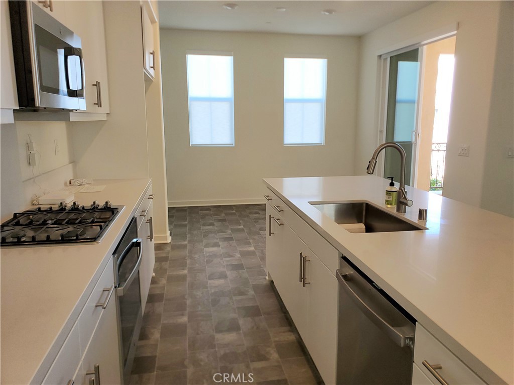 15967 Pilot Avenue Property Photo 9